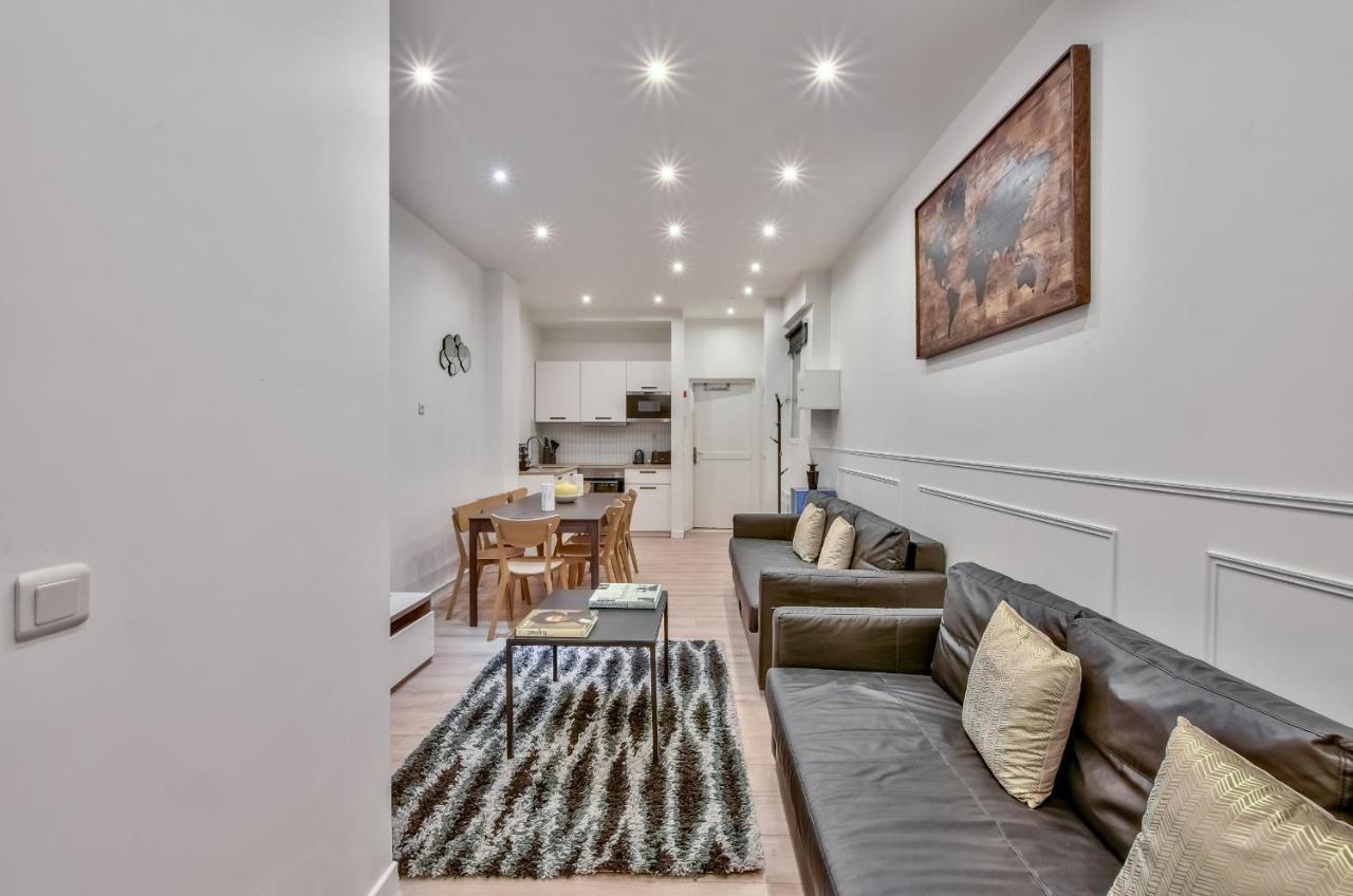 35 - Luxury Flat Grands Boulevards Parigi Esterno foto