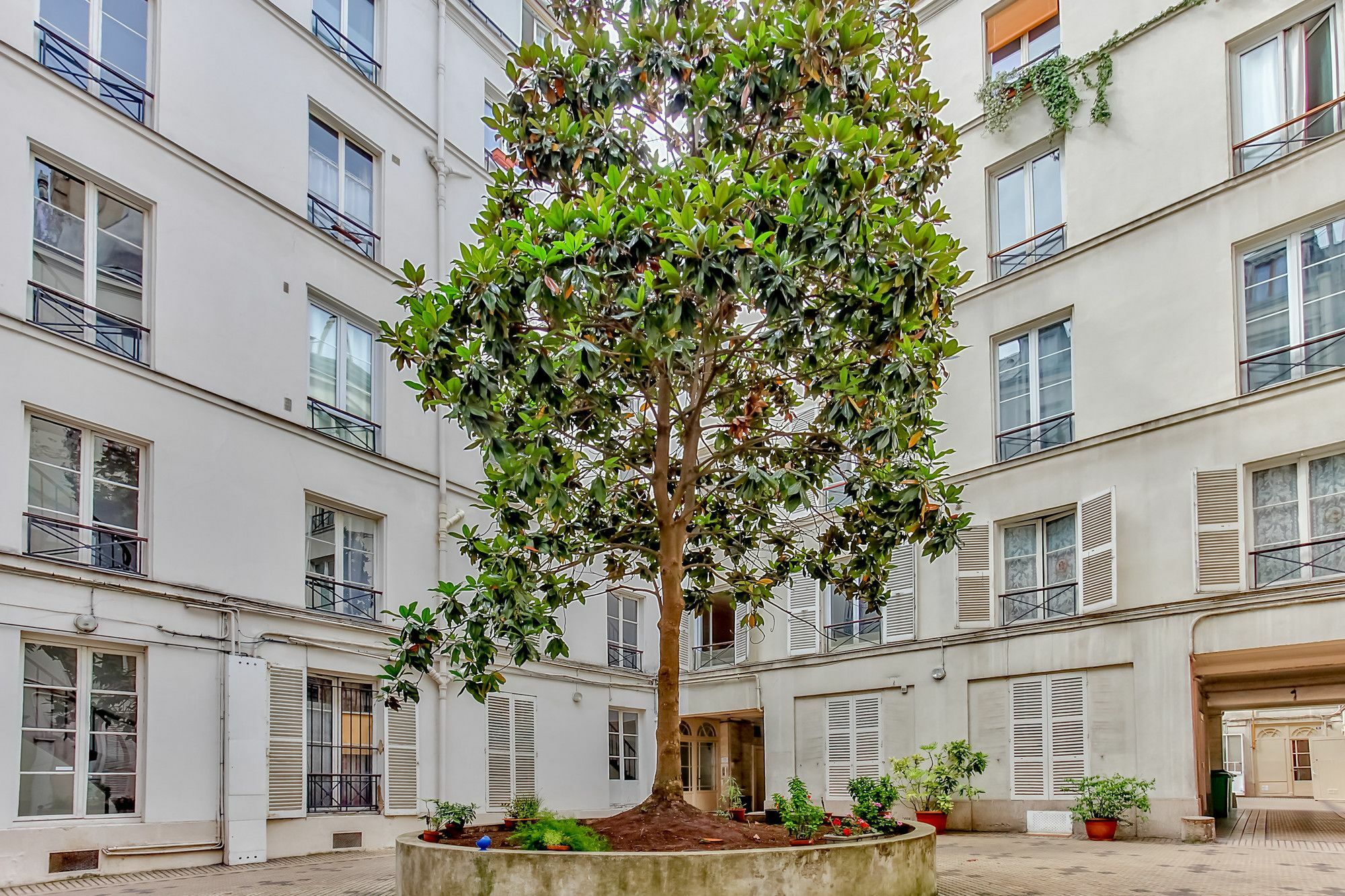 35 - Luxury Flat Grands Boulevards Parigi Esterno foto